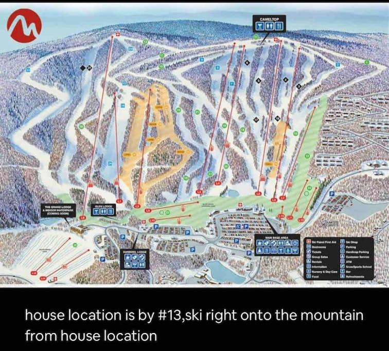 C52-CAMELBACK MOUNTAIN (SKI IN-SKI OUT) SLOPE SIDE photo 3