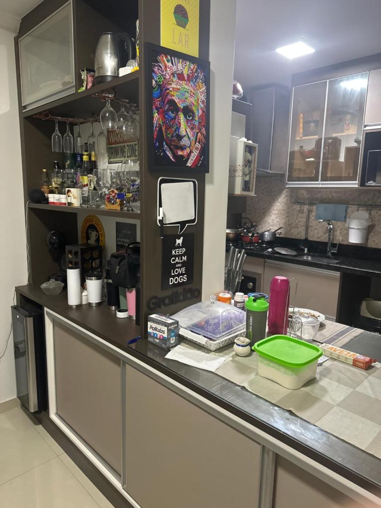 Lindo apartamento de 2 quartos com suite e sacada com churrasqueira photo 1