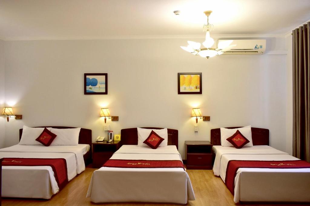 Cụm Khách sạn Đông Xuyên