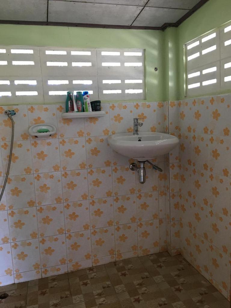 The Orange House Thailand - Baan P'Nae Homestay photo 3
