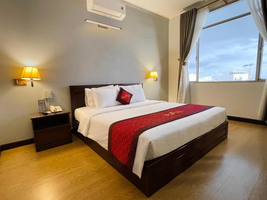 Cụm Khách sạn Đông Xuyên