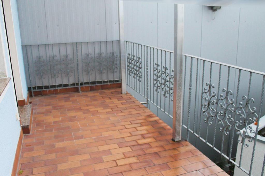 Spacious Apartment in industrial Area photo 4