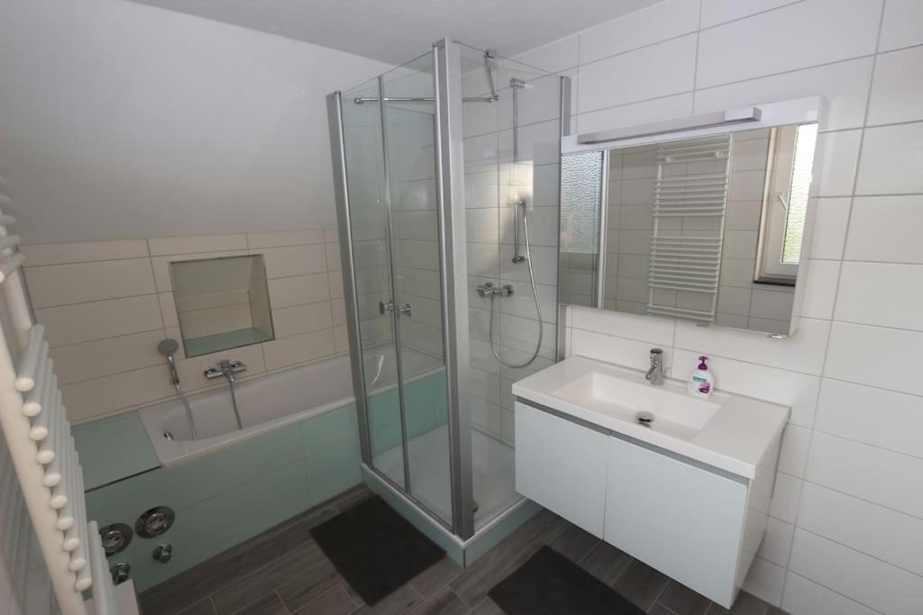 Top Wohnung in ruhiger Lage! photo 4