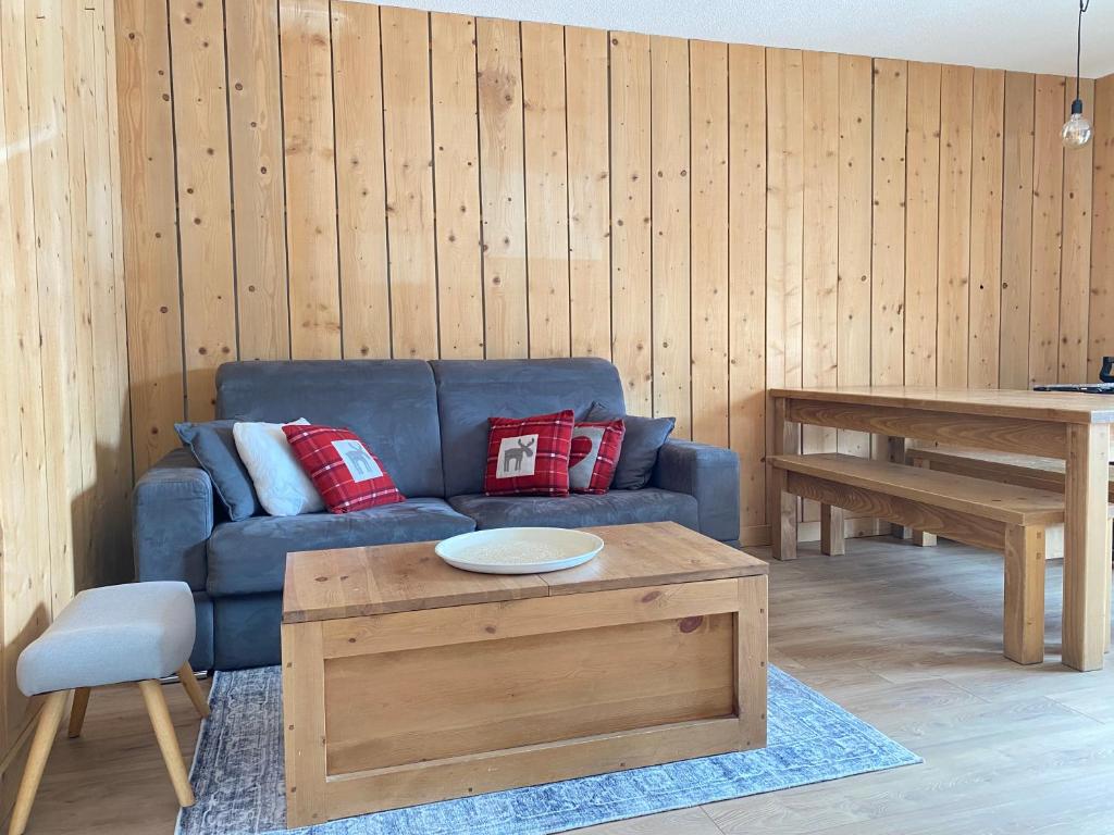 Grand T3- pied des pistes-63 m2-8 personnes photo 1
