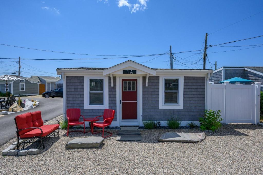 217 Old Wharf Road 1A Dennis Port Cape Cod Grey Pearl photo 2