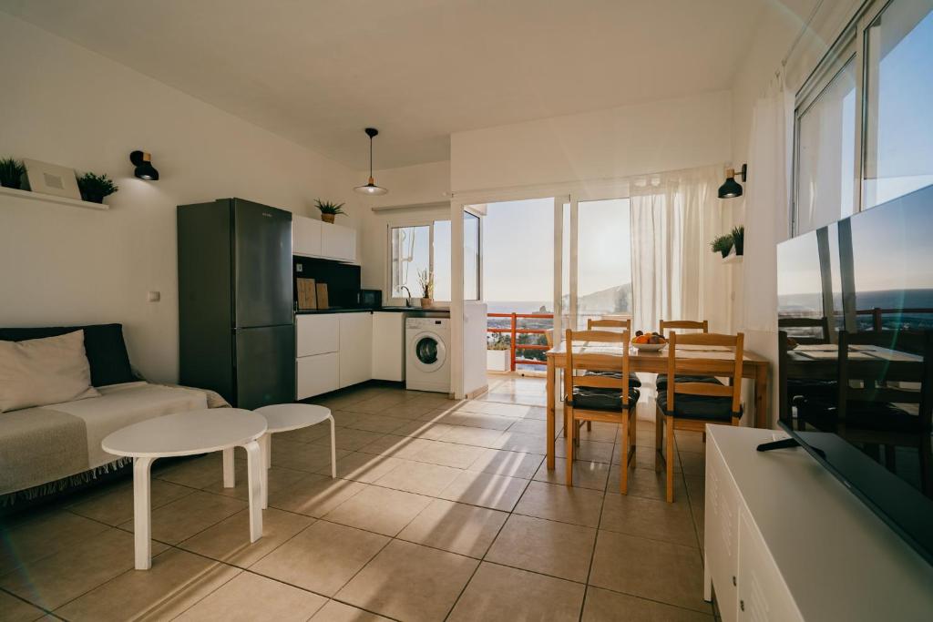 El Libre - Ocean View Apartment photo 4