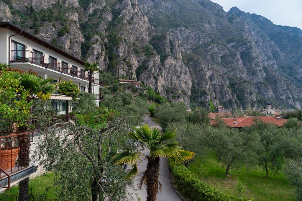 Hotel Ilma Lake Garda Resort photo 1