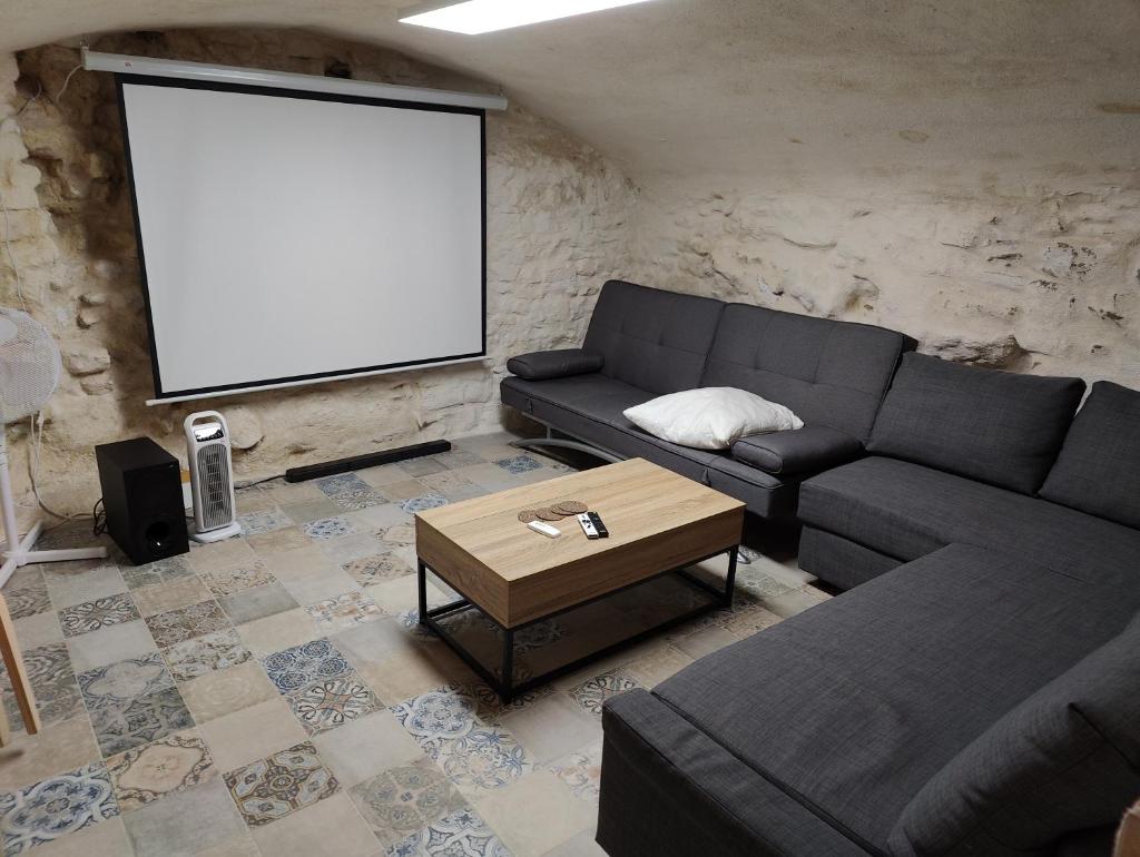 Maison 3 chambres 100m du Théâtre Antique avec salle cinéma photo 3