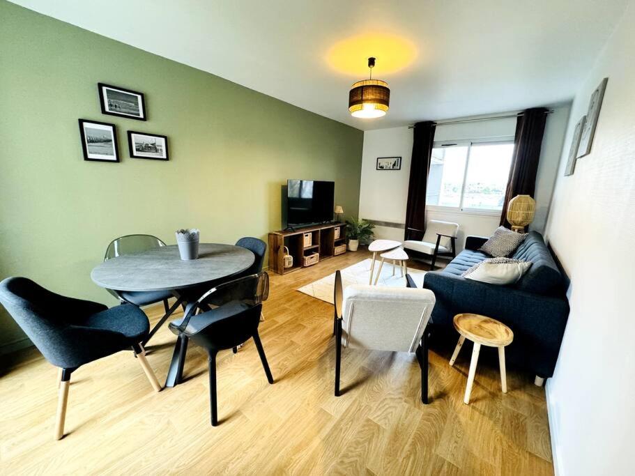 Bel appartement rénové dans une résidence calme