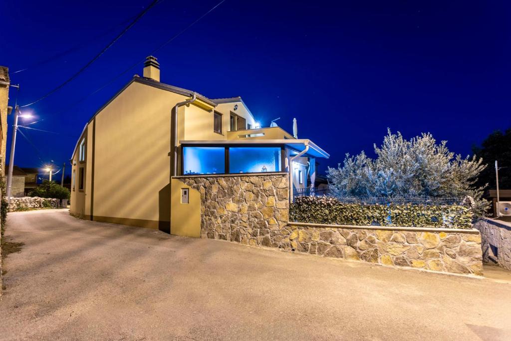 Holiday Home Svjetlana photo 2