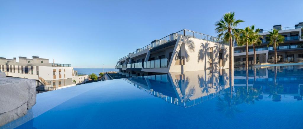 Apartment in Gran Alacant with Sea View, AC, pool