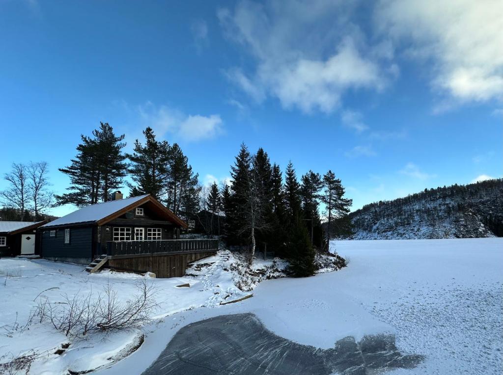 Holiday cottage with sauna close to Kjerag