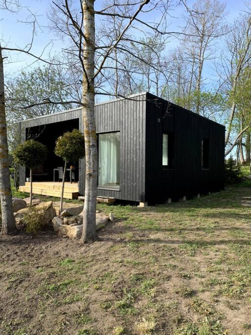 Small cozy 3-room house with terrace & large garden photo 2