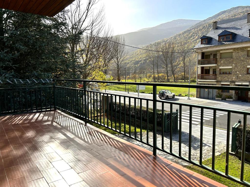 Encantador apartament amb un balcó únic al Pirineu by RURAL D'ÀNEU photo 2