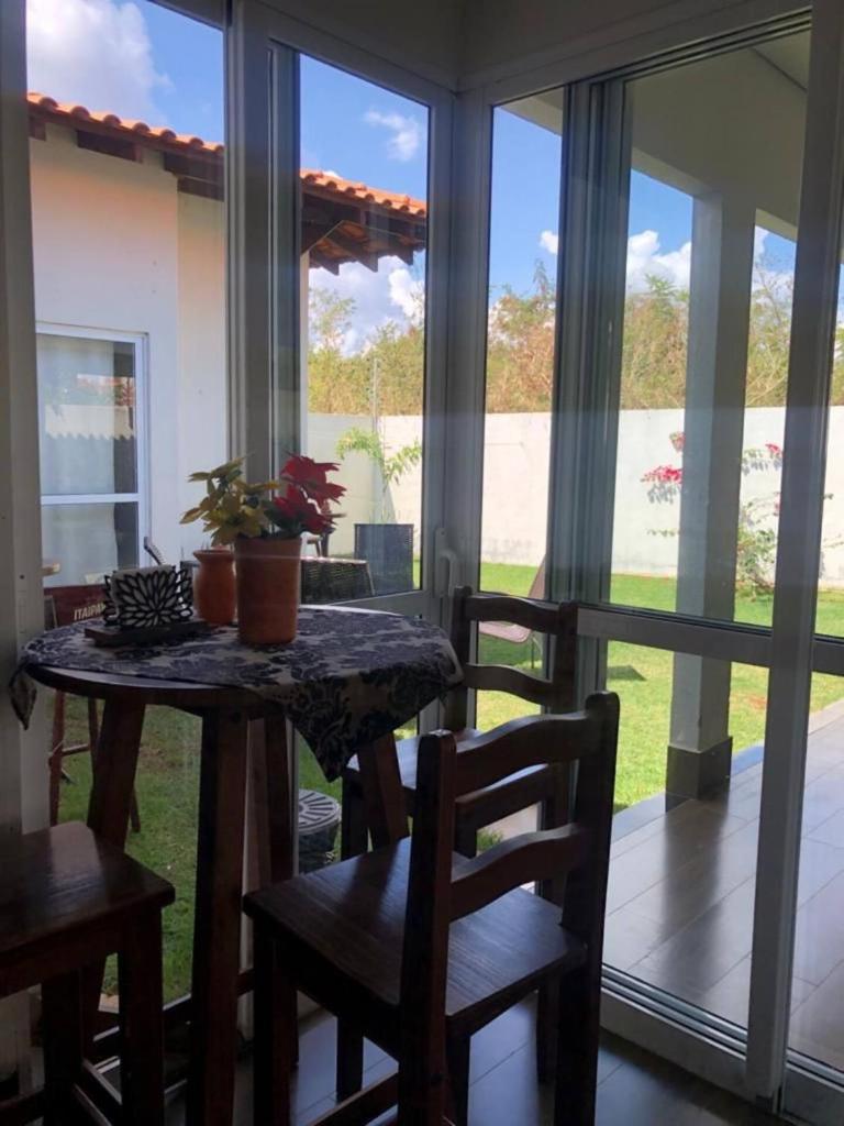 Casa bela e confortável em Chapada dos Guimarães photo 2