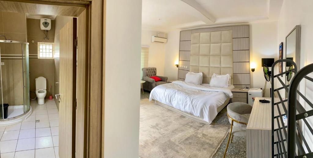 Edge villa photo 3
