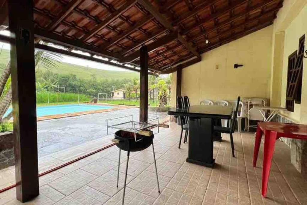 Sítio com 3 suítes +3 quartos, campo e piscina. photo 1