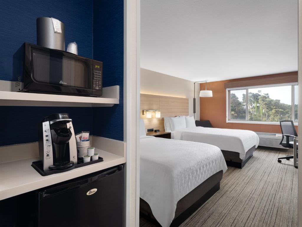 Holiday Inn Express Ft Bragg, an IHG Hotel - Tap to explore photos
