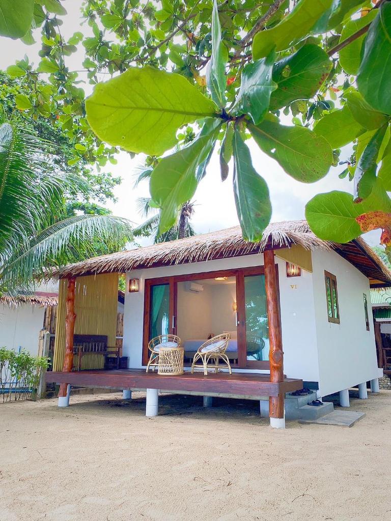 V-View Beach Resort photo 1