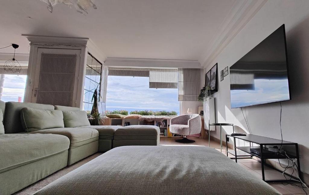 Seaview Eclectic Suite photo 1