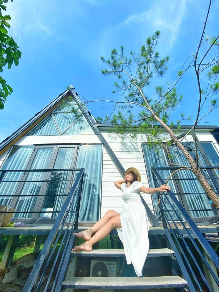 Nha Ben Suoi - Venue Travel