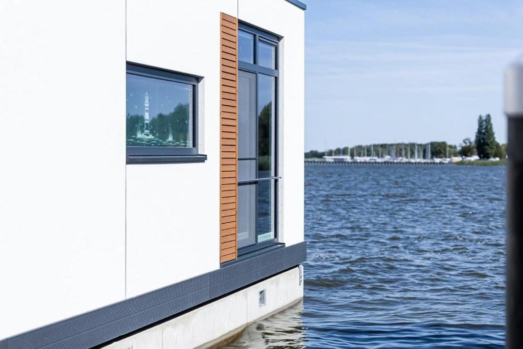 Floatinghouses BernsteinResort photo 1