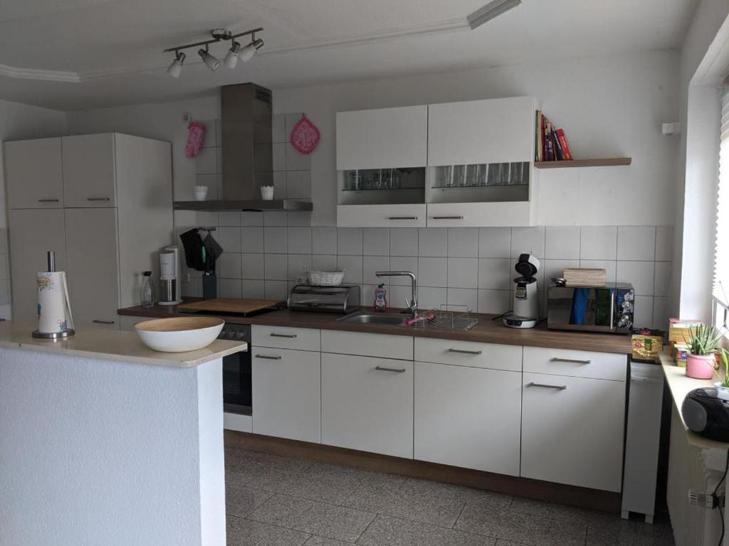 NEU! FeWo Wiesenallee EG photo 3