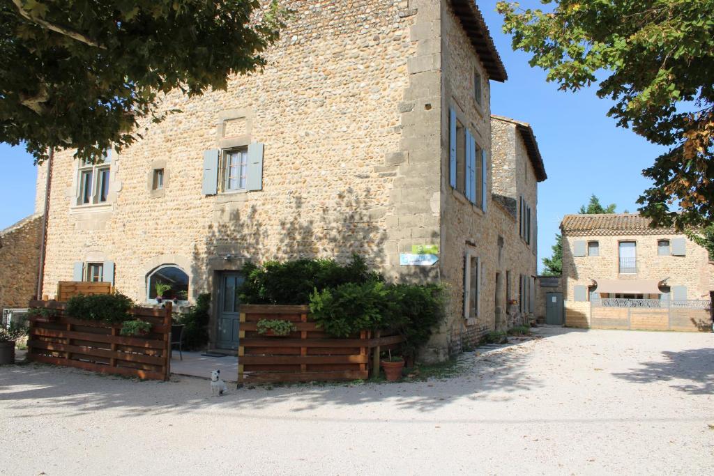 Les Gîtes de Genas photo 1