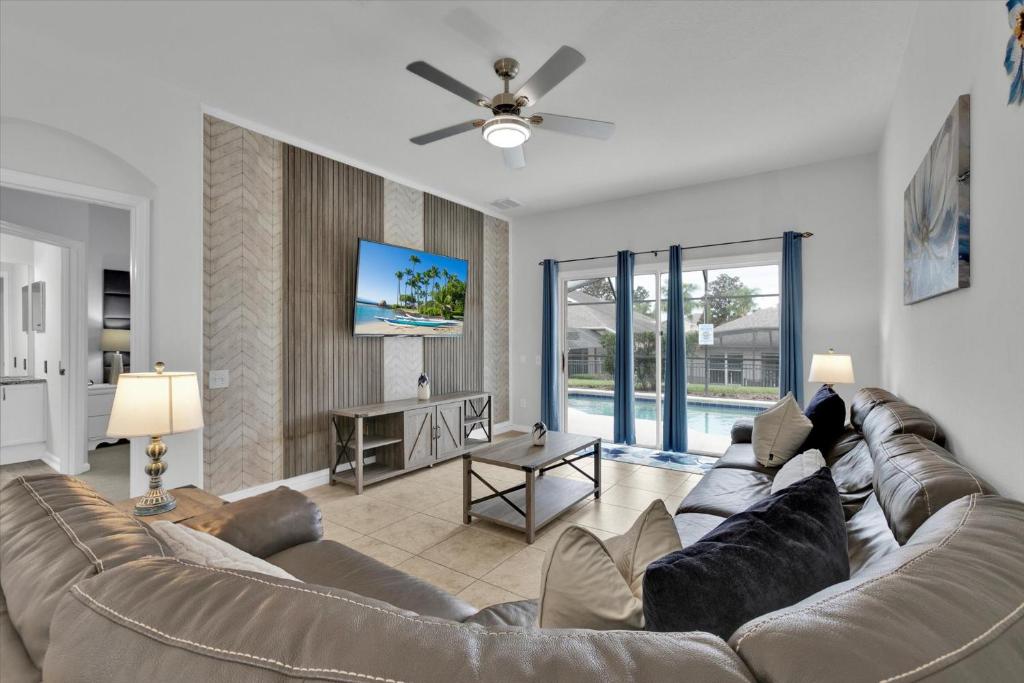 2244 Wyndham Palms way image