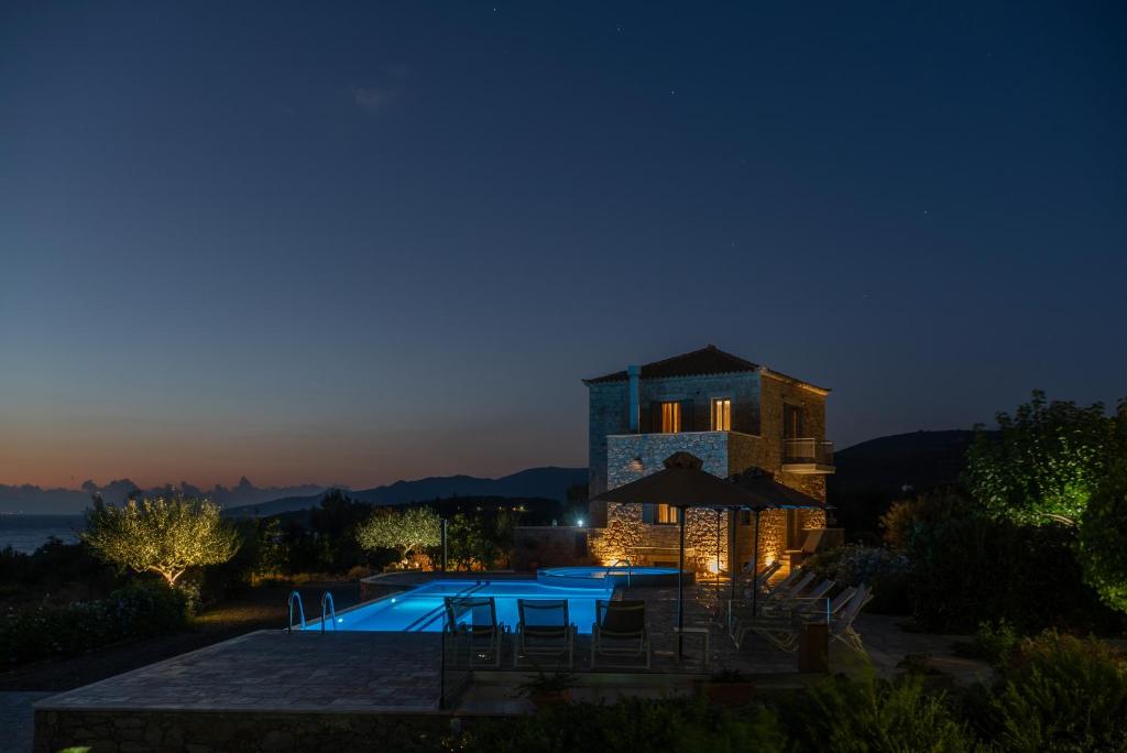 Mythos Villas photo 3