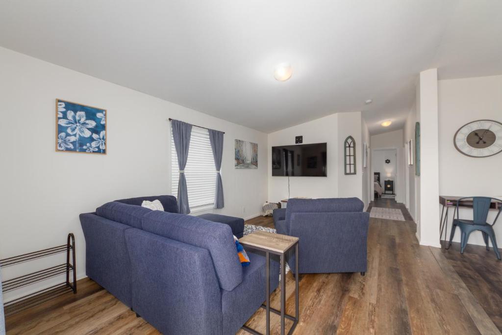 Cute and Cozy 3 Bed 2 Bath Home in North Spokane photo 1