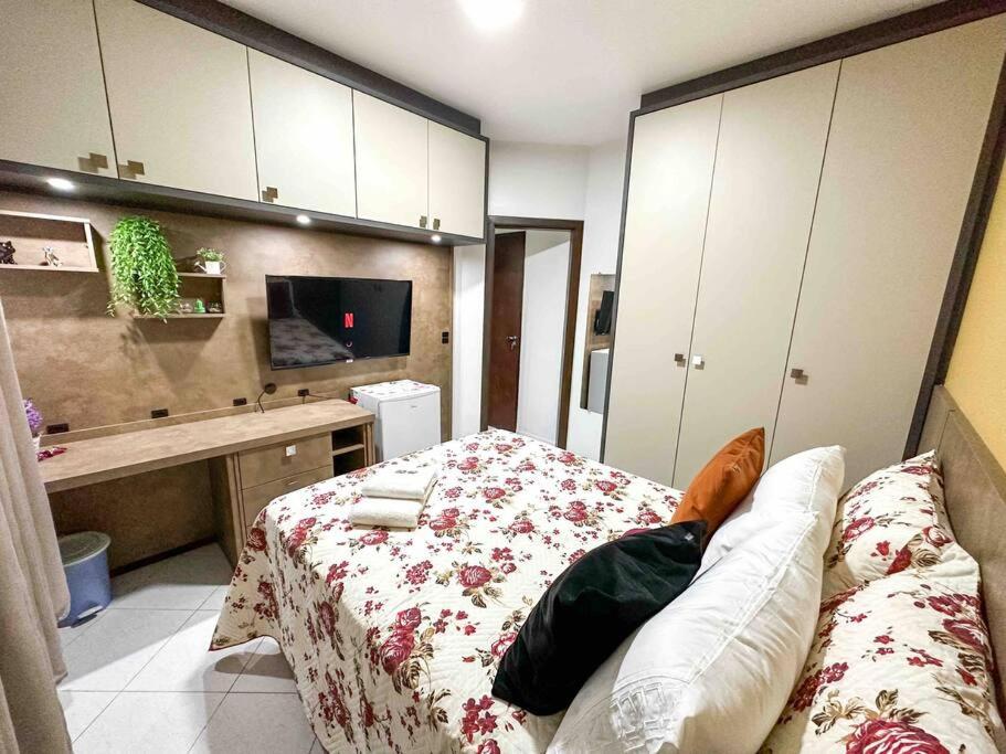 Quarto 2 - HOSPEDARIA ORQUÍDEAS DE BOMBINHAS