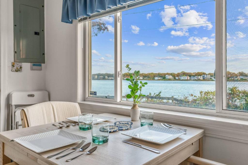 Water View Falmouth Gateway 3BR Family Retreat photo 2