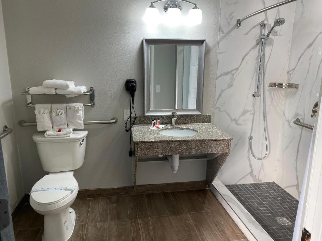 Motel 6 photo 1