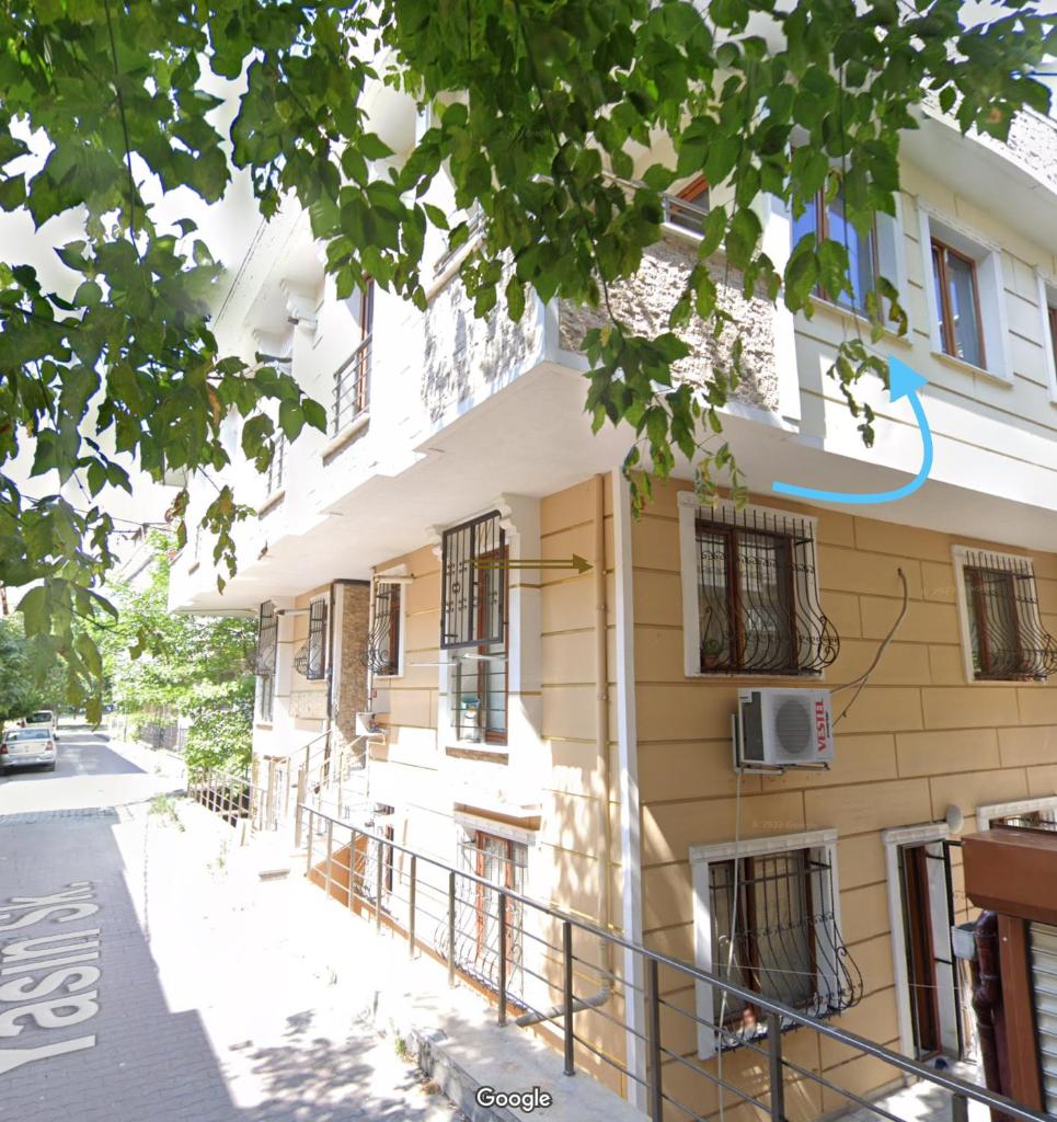 Full floor in duplex apartment photo 2