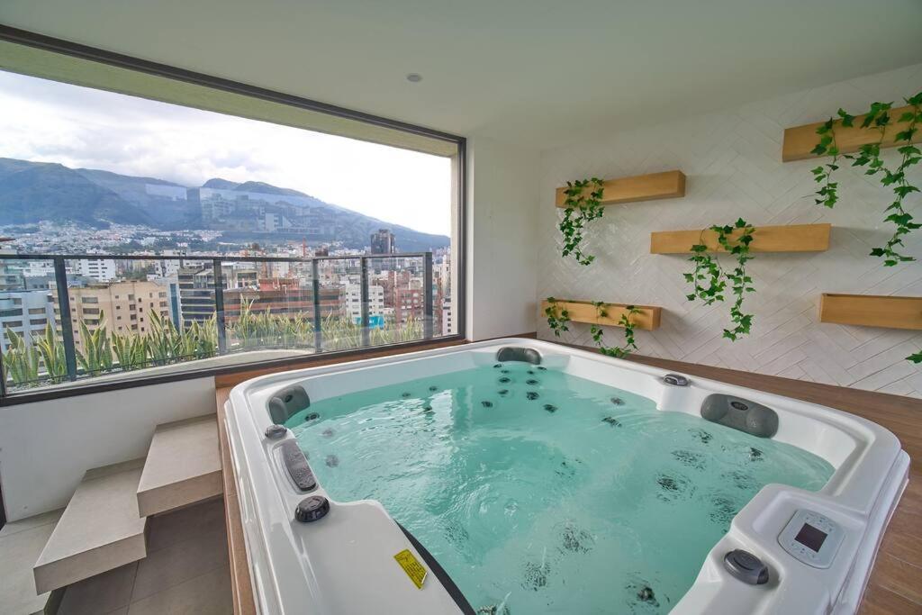 Moderna suite en Quito RG photo 1