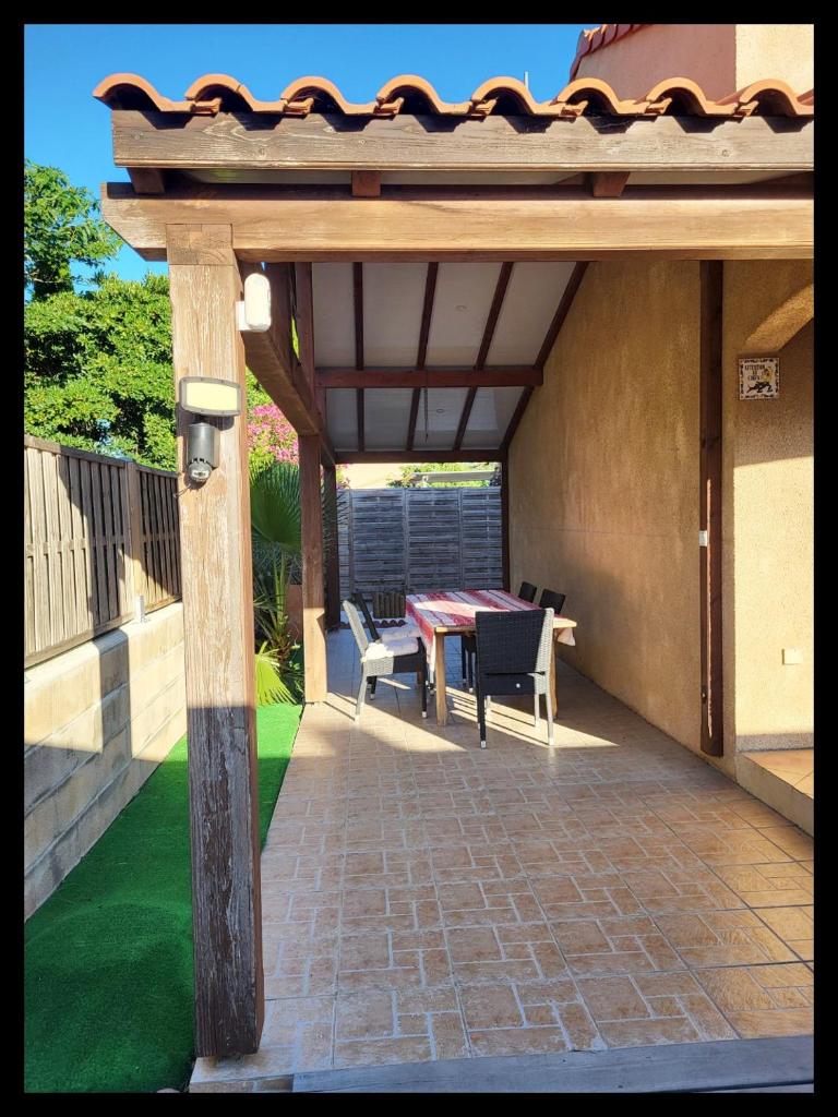 Maison L’ESTACA à 600 mètres des plages photo 1