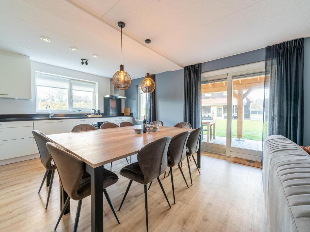 Modern detached holiday home with sauna, a stone's throw from the beach photo 2