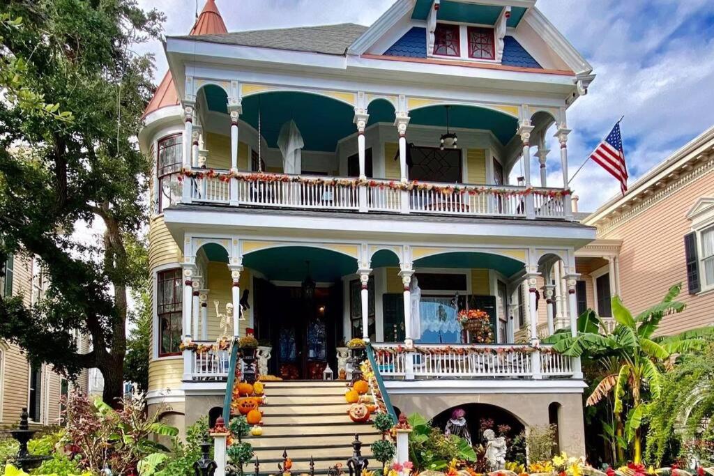 The Sealy House image