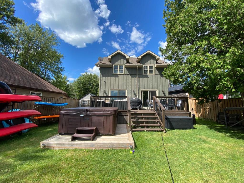 Modern lakehouse southside lake simcoe
