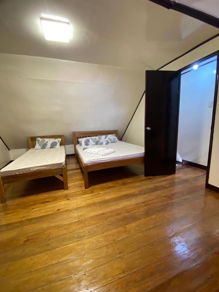 Angelito's Beach House Villa 1