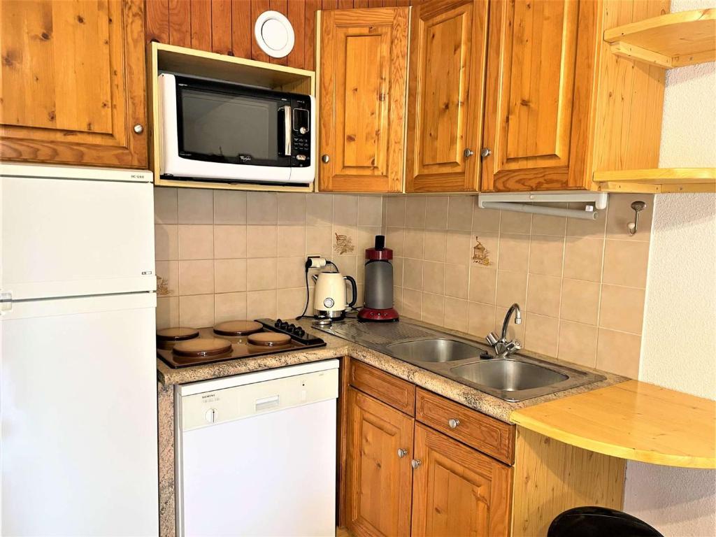 Appartement Le Monêtier-les-Bains, 2 pièces, 4 personnes - FR-1-330F-225 photo 2
