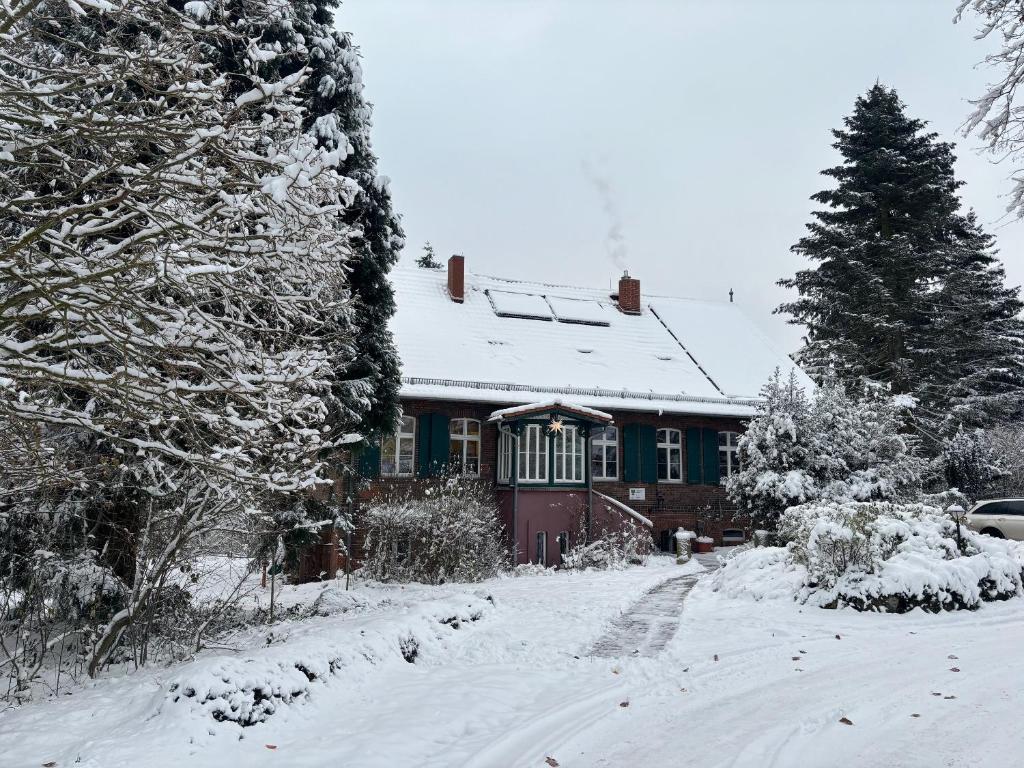 Forsthaus Neudorf photo 1