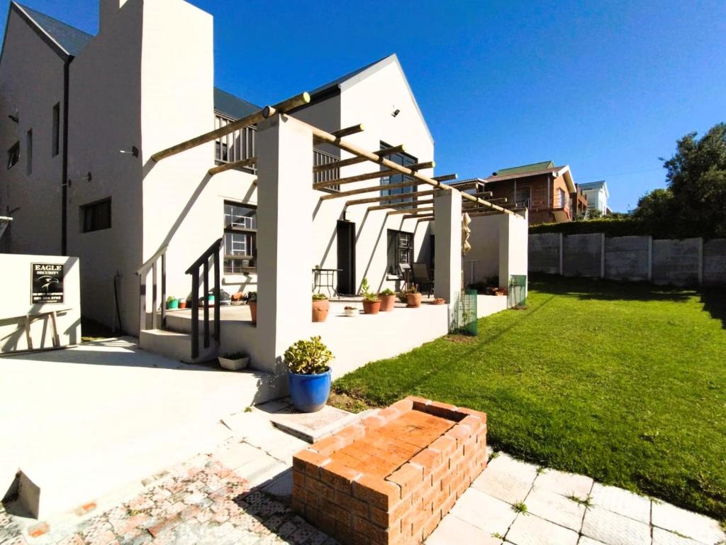 DE KELDERS HOUSE
