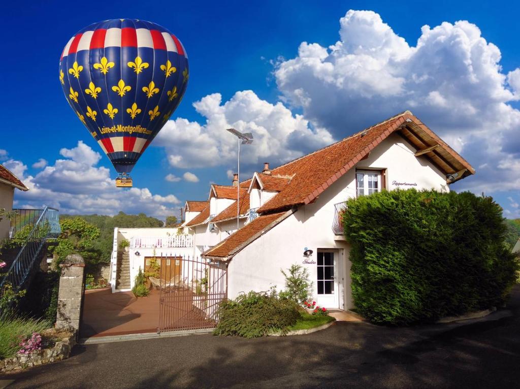 Guest House "Près des Montgolfières" photo 3