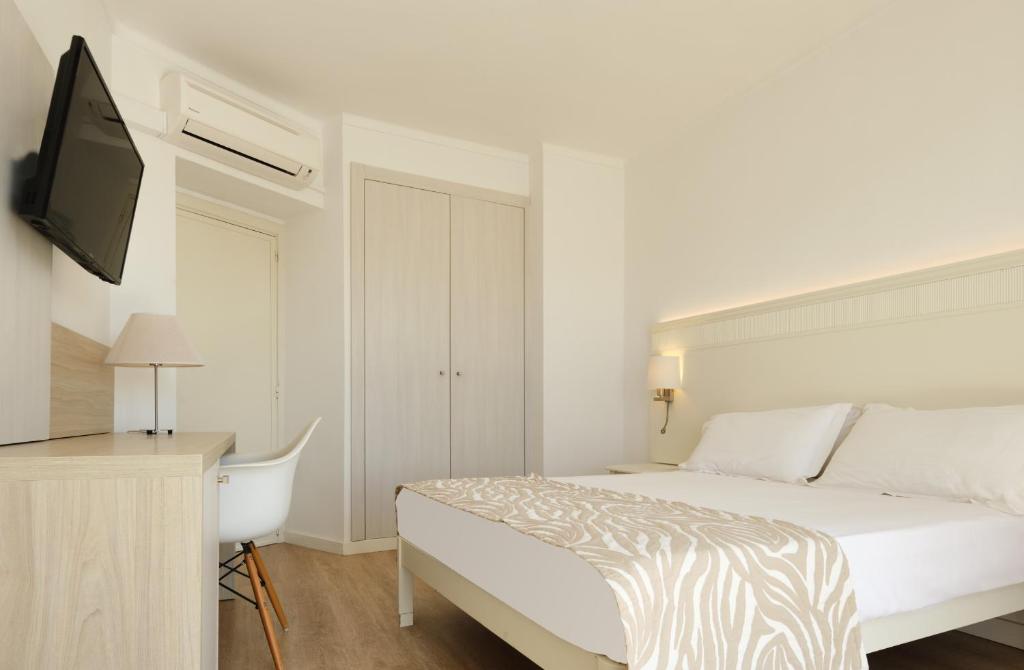 Hotel Castell dels Hams photo 2