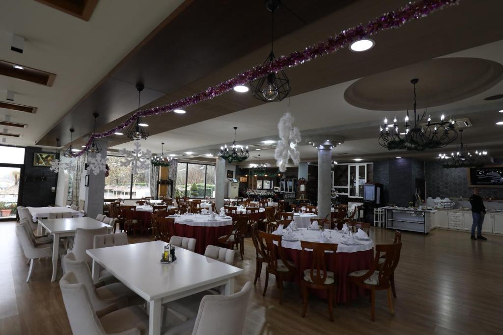Hotel 1 Maji photo 4