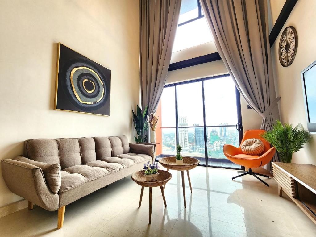 Loft Suite City View JB CIQ 7Pax photo 1