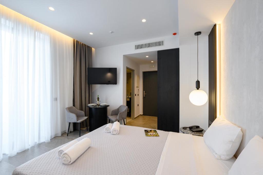 EcoHeaven Suites