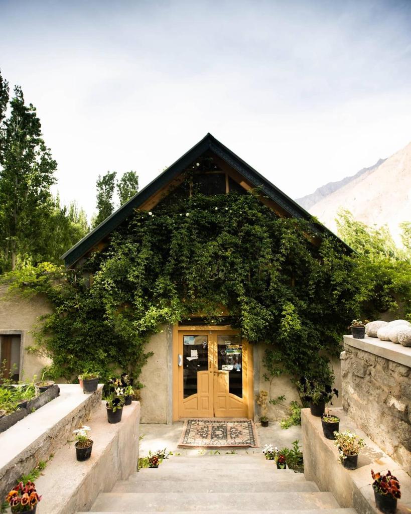 Moksha Resorts Hunza photo 1